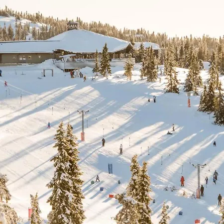 At By Gaia Ski-in Out *