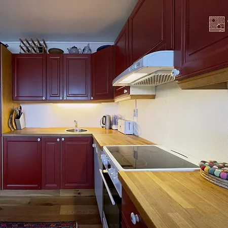 At By Gaia Ski-in Out هافيِلْ